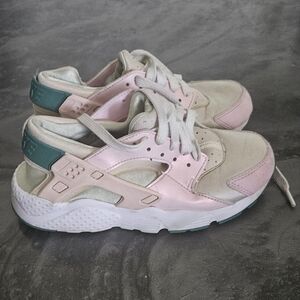 Nike Kids Sneakers in Pink, Cream, and Teal